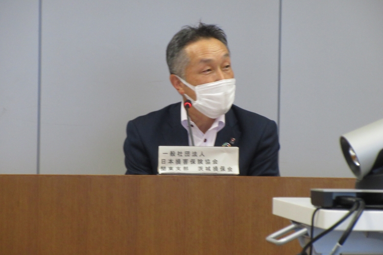 茨城県地震等災害保険・共済加入促進協議会 総会で挨拶する中條会長
